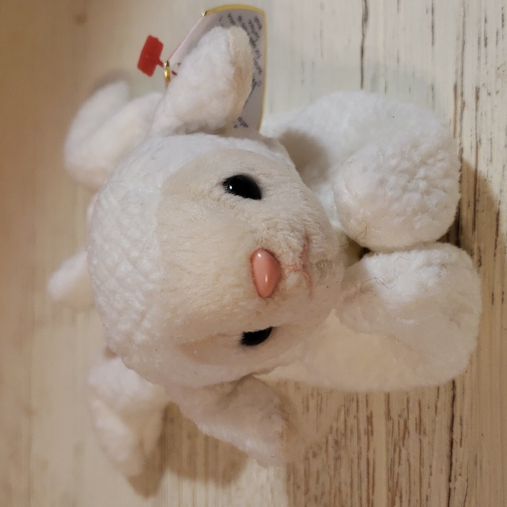 Ty Retired Beanie Baby "Fleece" the Lamb 1996